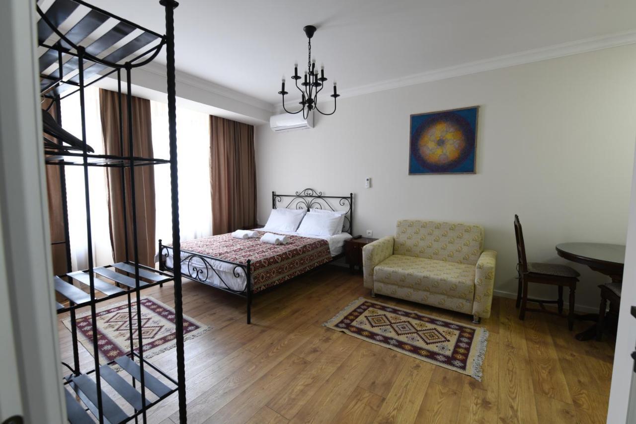 Batoni Apartments Tbilisi Exterior photo